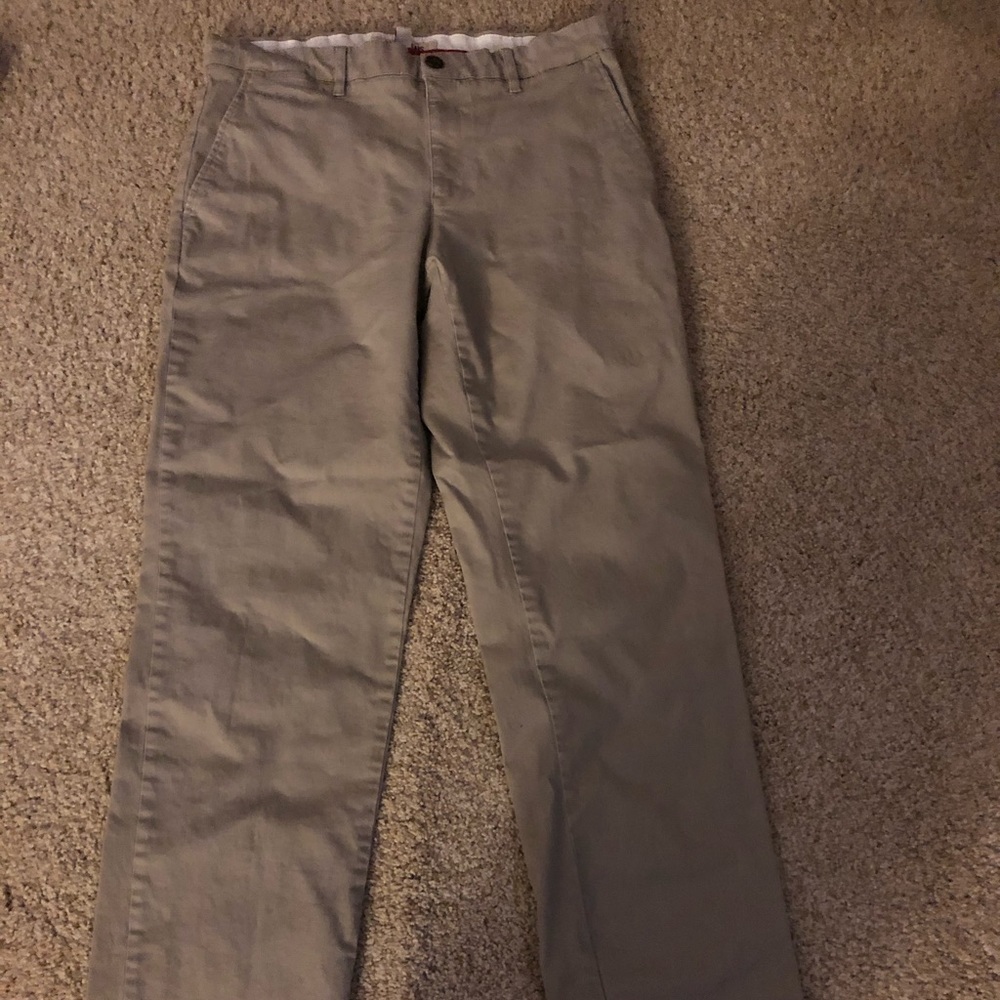 men’s khaki pants